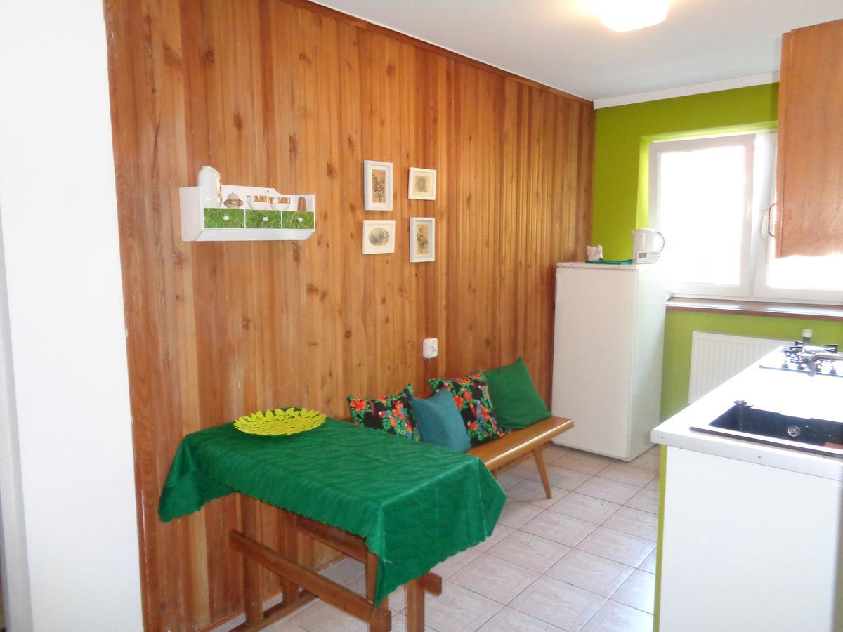 Uroczy Domek Z Ogrodem I Tarasem Myślenice Exterior foto